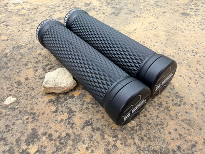 Superstar Lock On Grips - GripStar EVO