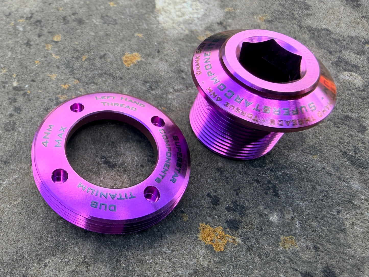 SRAM DUB Titanium Bolt and Crank Cover - SRAM Quarq Red Force