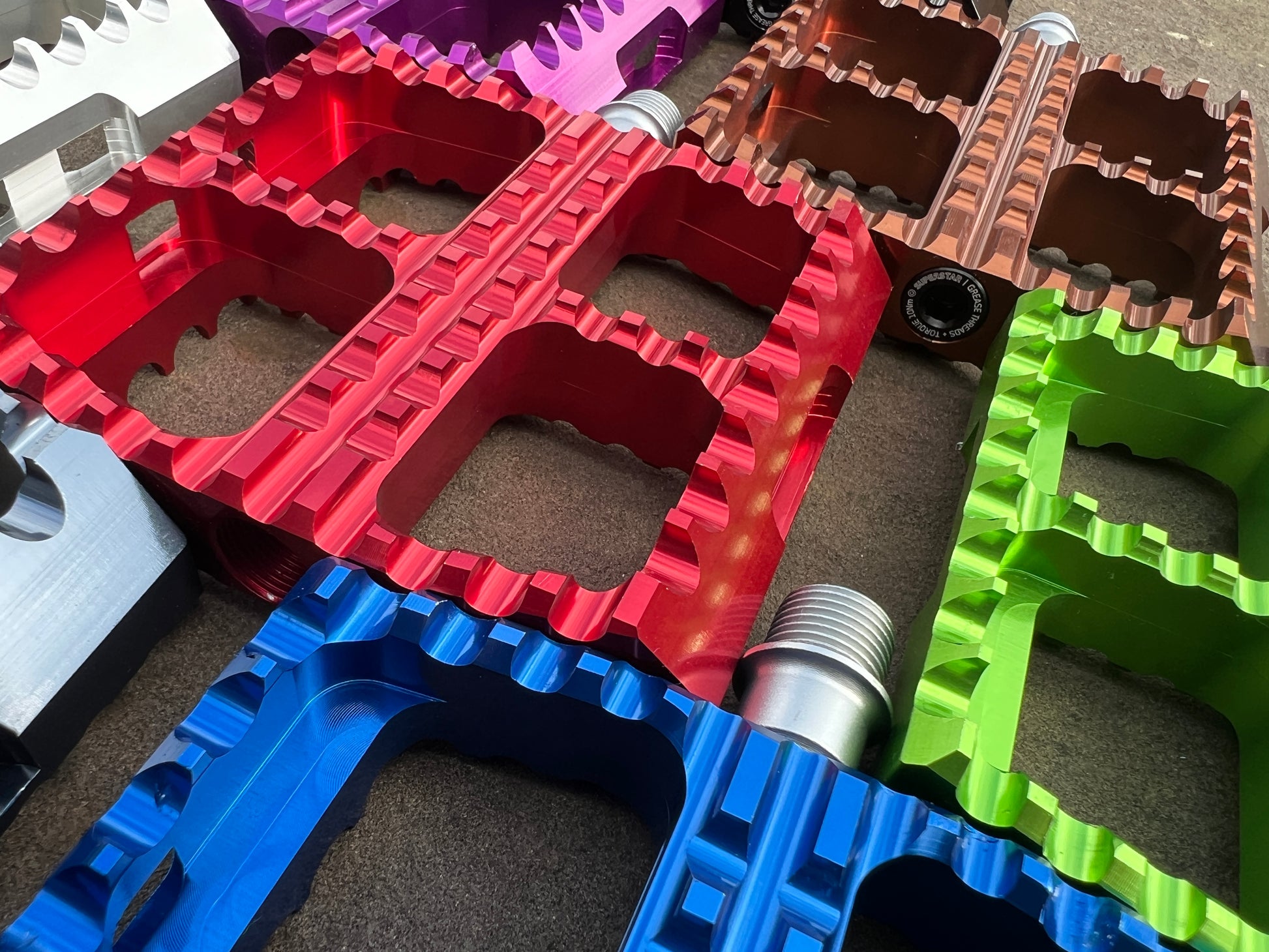 Ripper CNC Pedals – Superstar Components