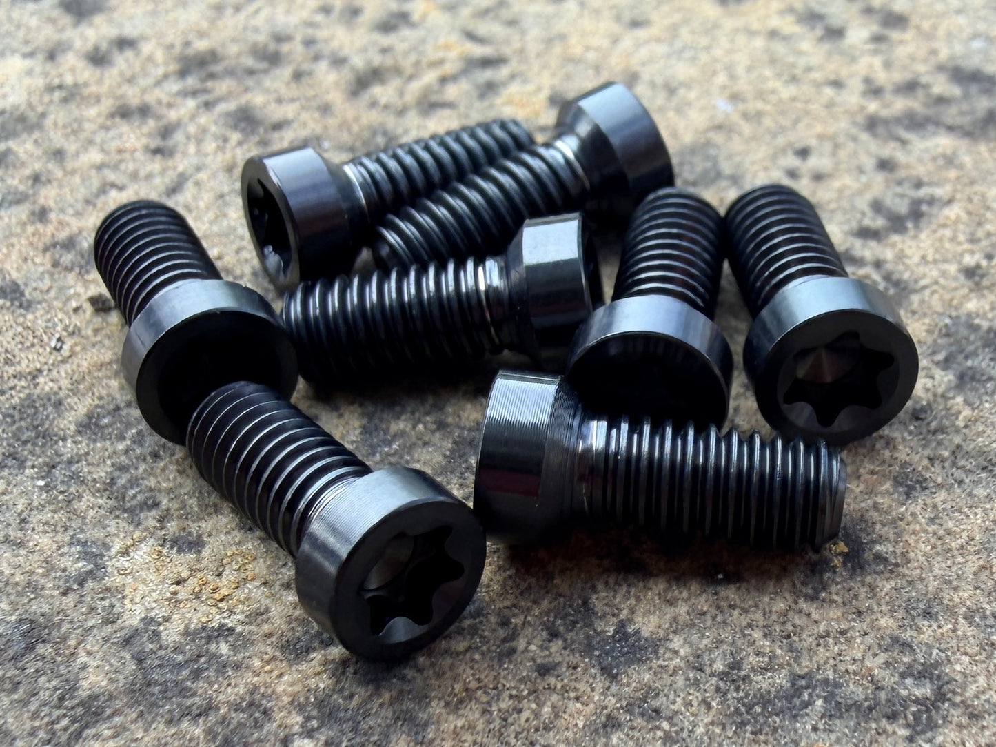 SRAM 8-Bolt Chainring Assembly Titanium Screw Set M4x9 (8 pcs)