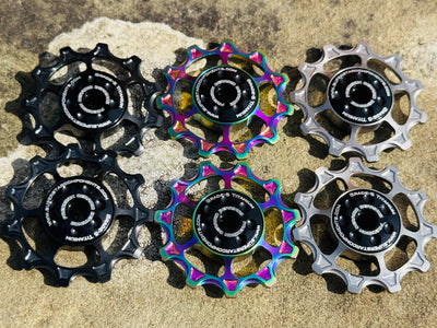 11T Titanium jockey wheels with sealed bearings, designed for use with SRAM rear derailleurs.